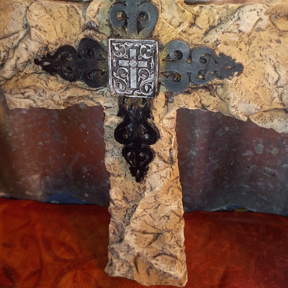 Decorative Wall Cross - Picture 5 of 7